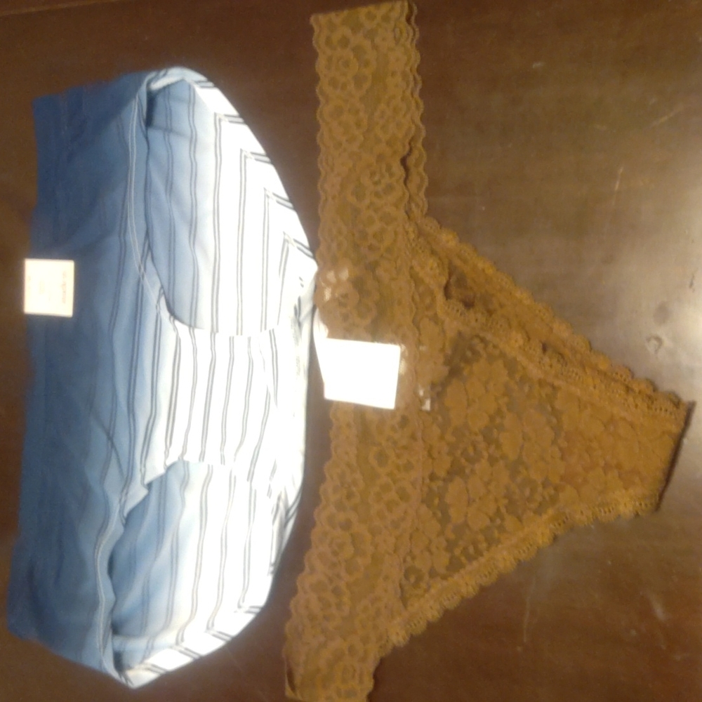 2 pair new panties from Auden